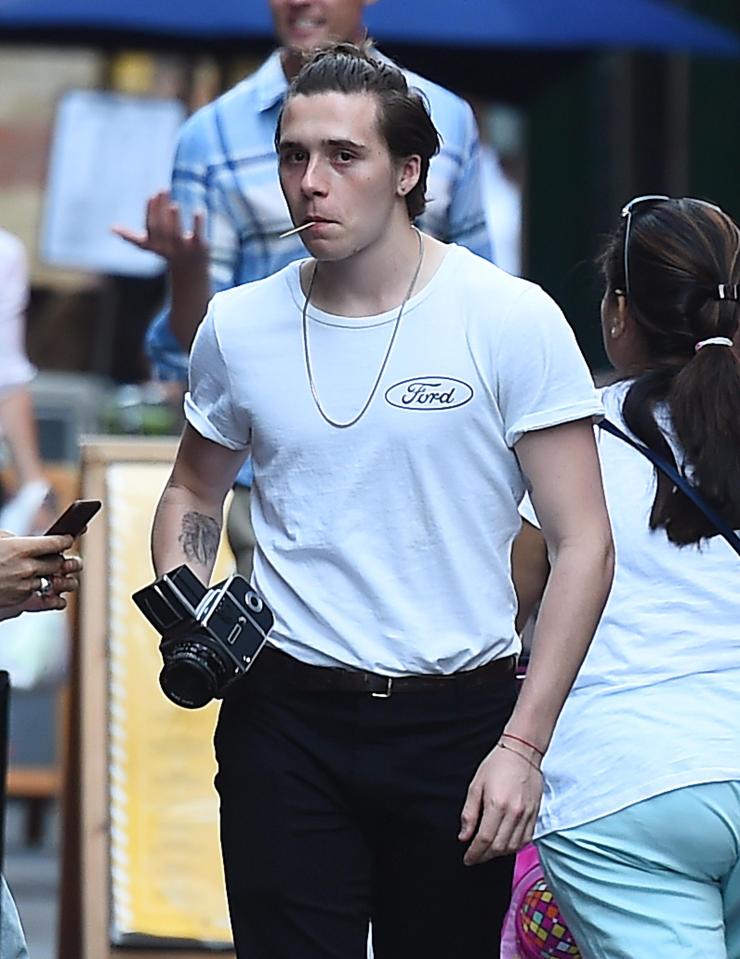  Brooklyn Beckham has a mentor helping him become a pro snapper