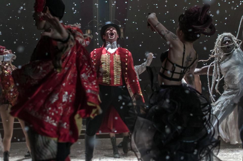  The Greatest Showman soundtrack sold more than 900,000 copies