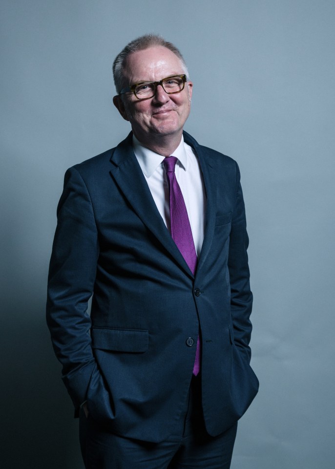  Ian Austin is the latest MP to quit the Labour party this week