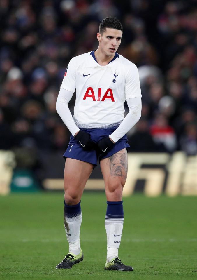  Lamela has a tattoo of a dog on his thigh