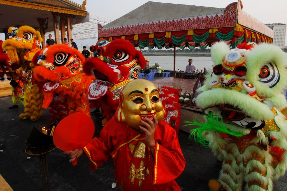  Lion dances are traditional during New Year celebrations