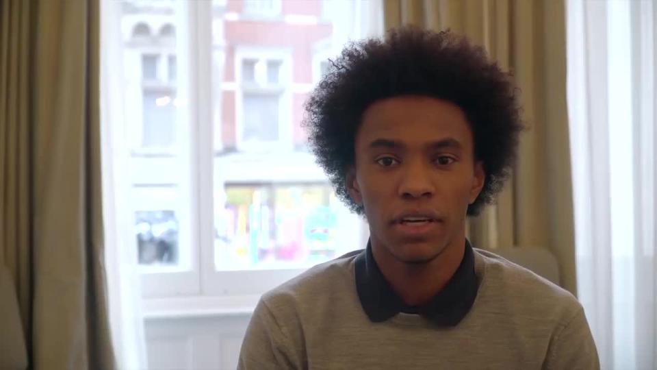  Football stars like Willian are using an app on their phone to do homework on opponents