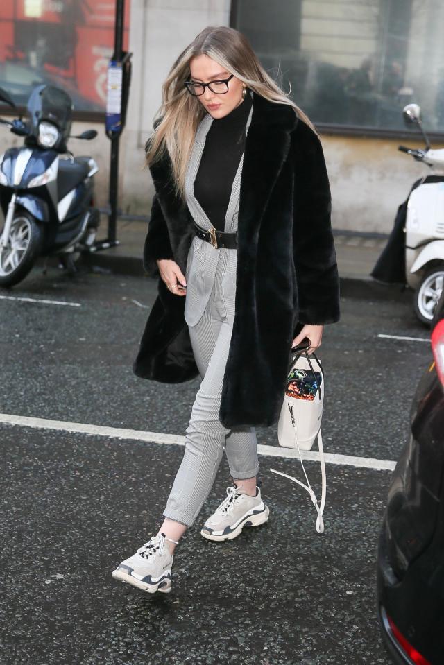  Perrie avoided cameras as she made her way to the venue wearing a tailored suit