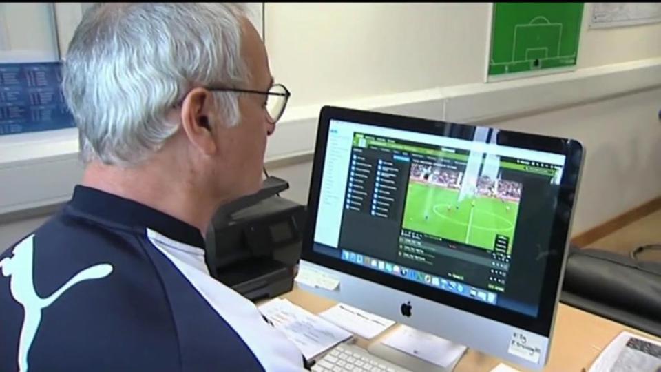  Claudio Ranieri using the system while manager of Leicester City