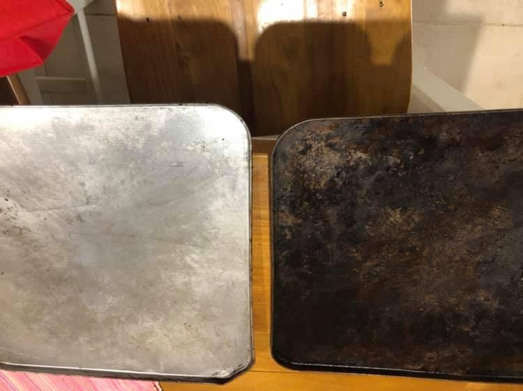  The hack also works a treat on oven trays - the one of the left was just as dirty as the one on the right beforehand