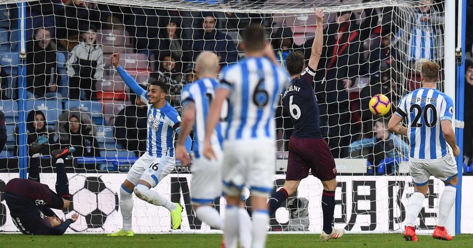  Sead Kolasinac scores a bizrre own-goal to prevent Arsenal from recording their first clean sheet this season