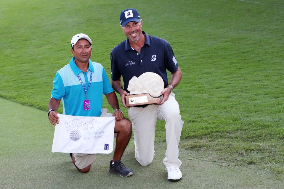  Matt Kuchar has performed a drastic U-turn after being slammed for a stingy payment to temporary caddie David 'El Tucan' Ortiz