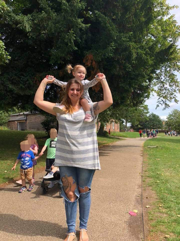  Amanda felt frumpy after having two children and struggled to shift her baby weight