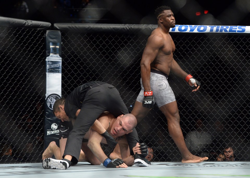  Francis Ngannou demolished UFC heavyweight legend Cain Valasquez last year