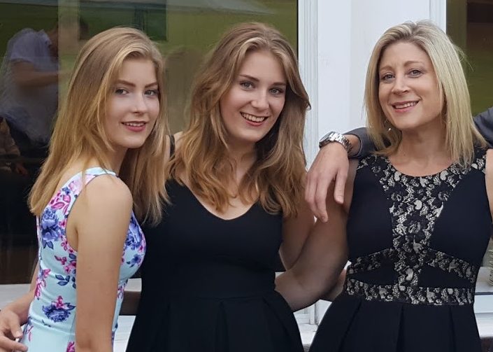  Charlotte with her two teenage daughters