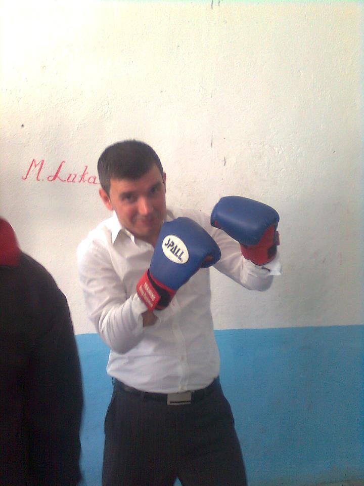  Rragami, pictured wearing boxing gloves, gave UK officials the fake name Ardian Gashi and claimed to be a refugee from the Kosovo War