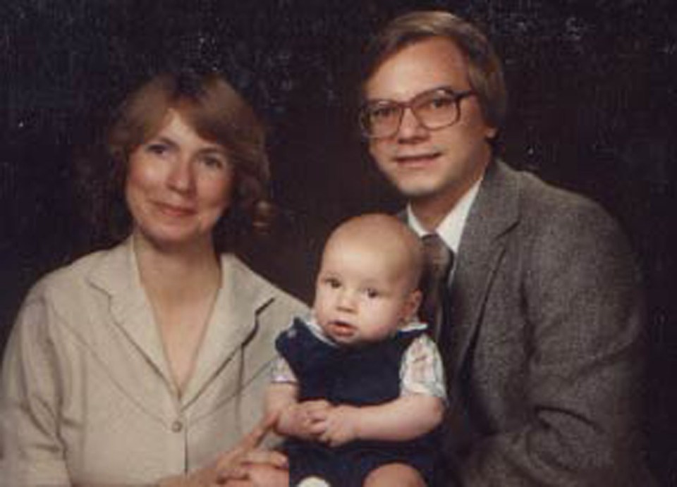  Tom and his wife Linda with baby Daniel