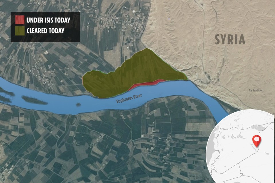 A map shows the area ISIS holds today compared to what they had two days ago