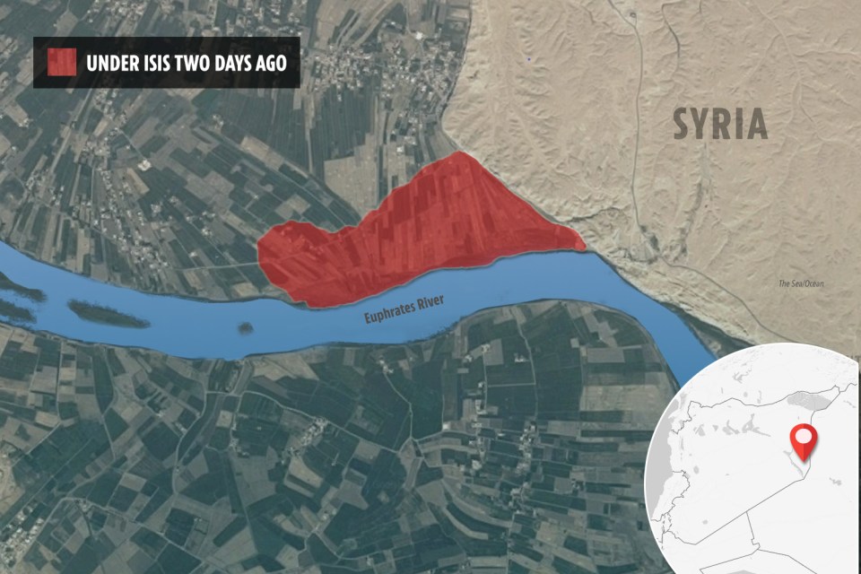 A map shows the territory held by ISIS two days ago