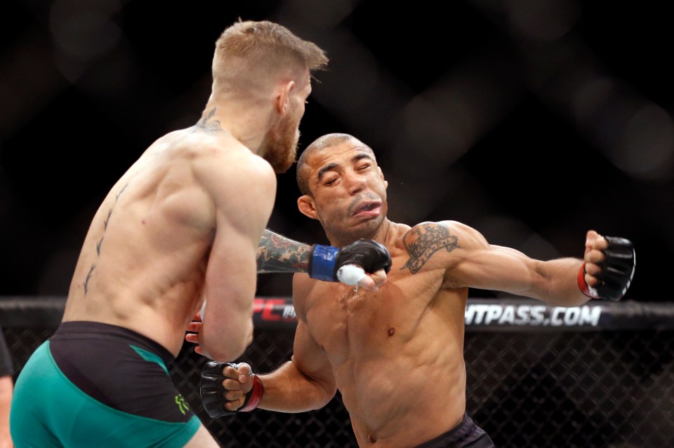  Conor McGregor picked up the lightweight title from the incredible win over Jose Aldo