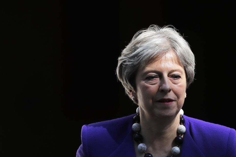  Theresa May must announce that she will stand down as soon as her Brexit deal is approved and Britain is out of the EU