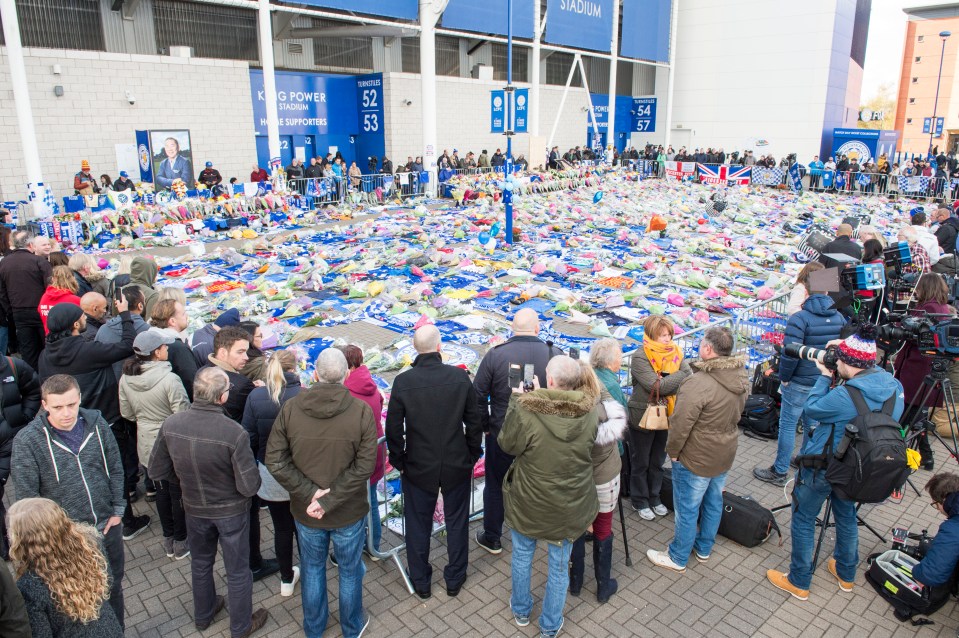  Fans paid tribute to the Leicester legend at the King Power Stadium