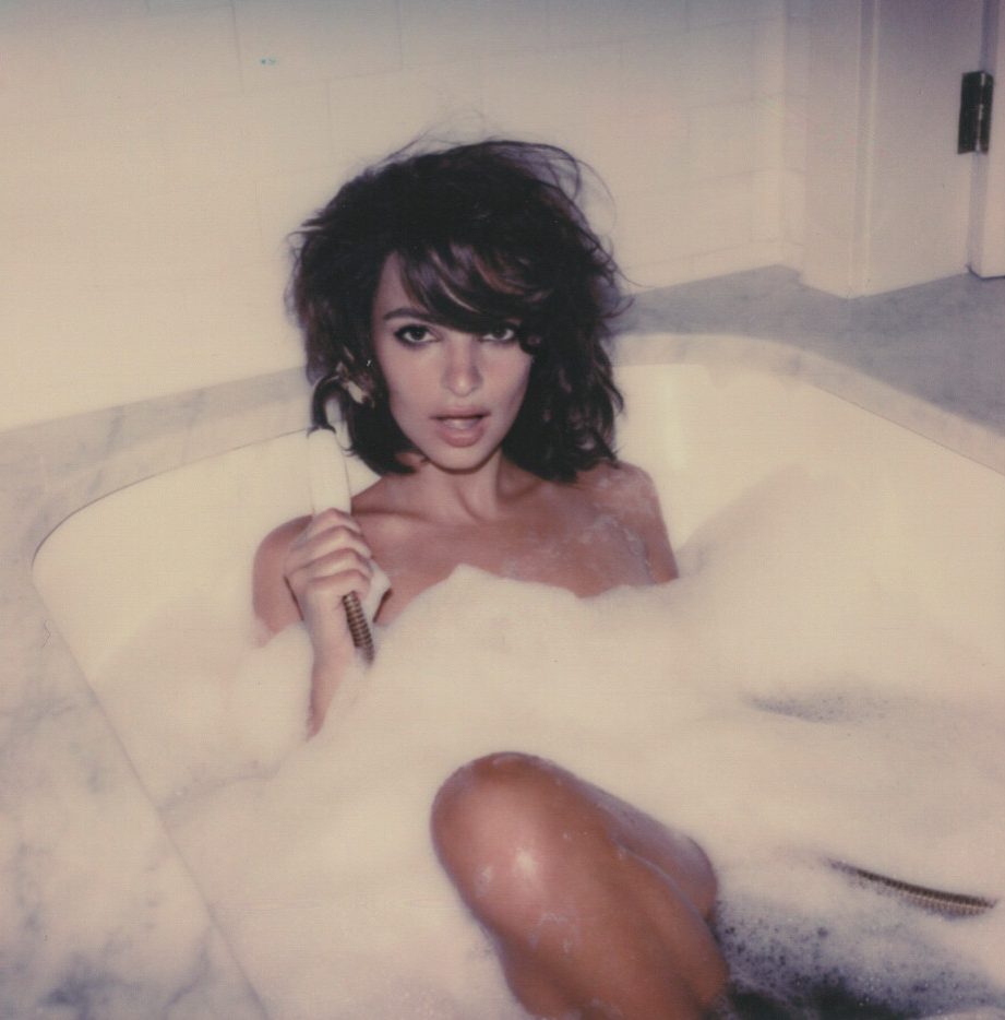  Emily Ratajkowski shares a typically steamy polaroid of herself mid-wash