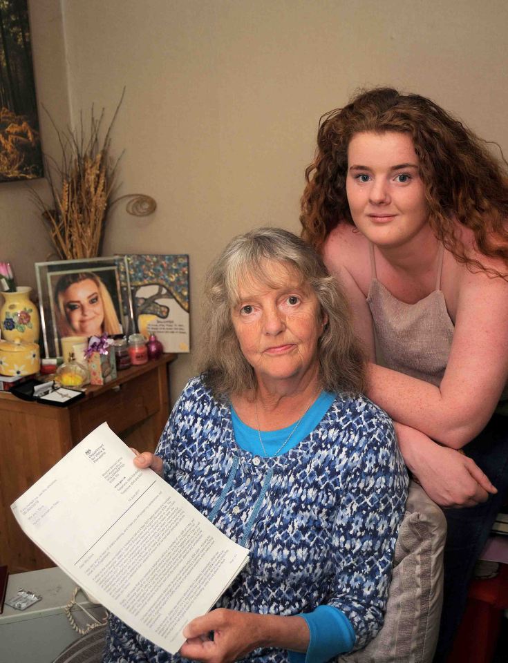  Jody's mum Joy Dove is pictured with Jody's daughter Emma Bell