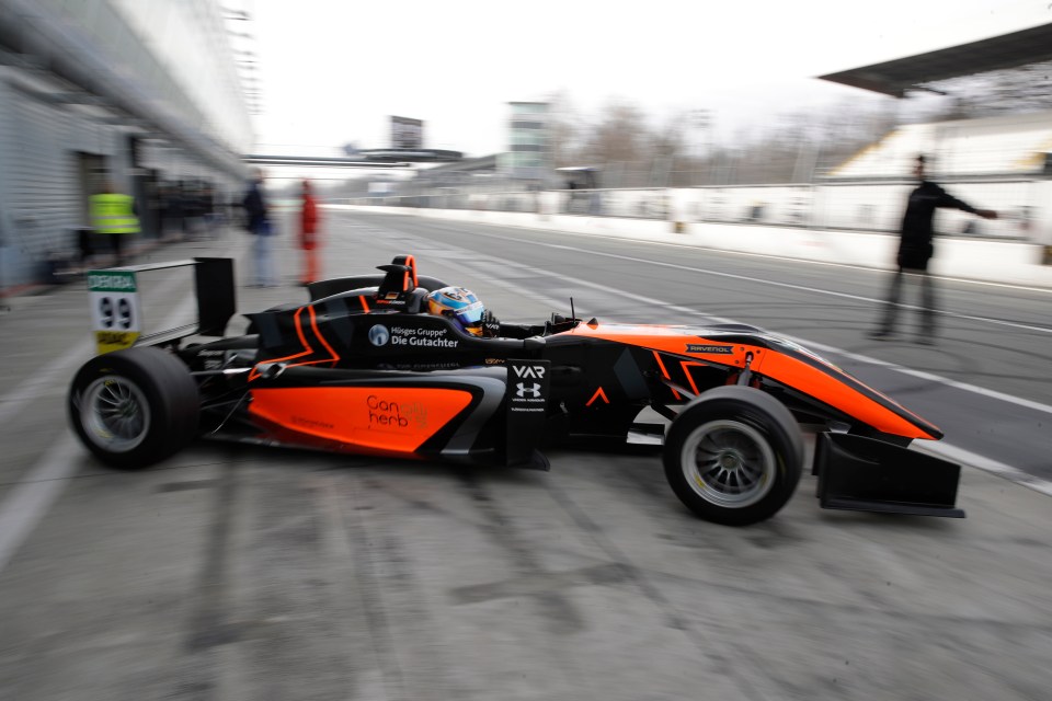  Sophia Floersch is taking part in a two-day testing event at Monza