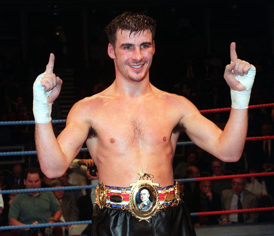  Joe Calzaghe stopped Steve Wilson in the eighth at the Royal Albert Hall