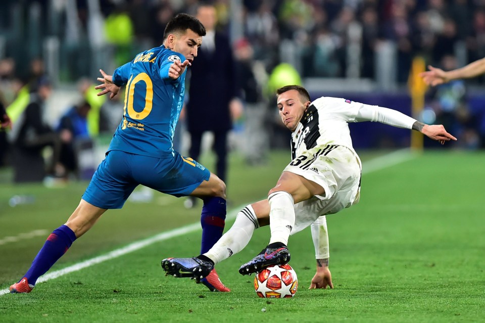  Federico Bernardeschi in action at Allianz Stadium in Turin