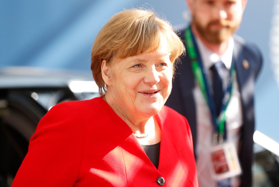 Angela Merkel vowed she would be ready to offer a longer delay and she will fight ‘until the last hour’ to get an agreement