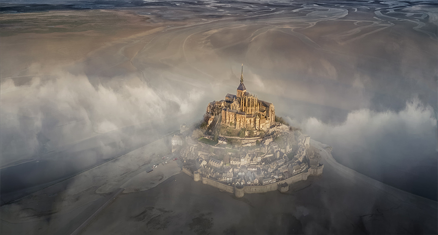 Renowned for its gravity-defying medieval monastery, the magical island of Mont-Saint-Michel in France looks even more mesmerising thanks to this shot, by Deryk Baumgartner, which was the grand prize winner. With its picturesque abbey towering above ramparts near the coasts of Normandy and Brittany, it’s no wonder that people said it ‘looks like a Terry Pratchett world’ or ‘Minas Tirith’ from J.R.R Tolkien’s Middle-earth