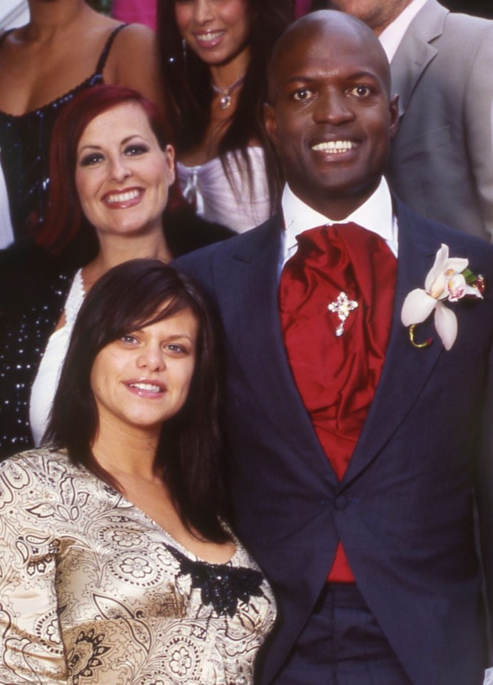 Fame Academy’s Carrie Grant stands behind Jade and close friend Kevin at a wedding