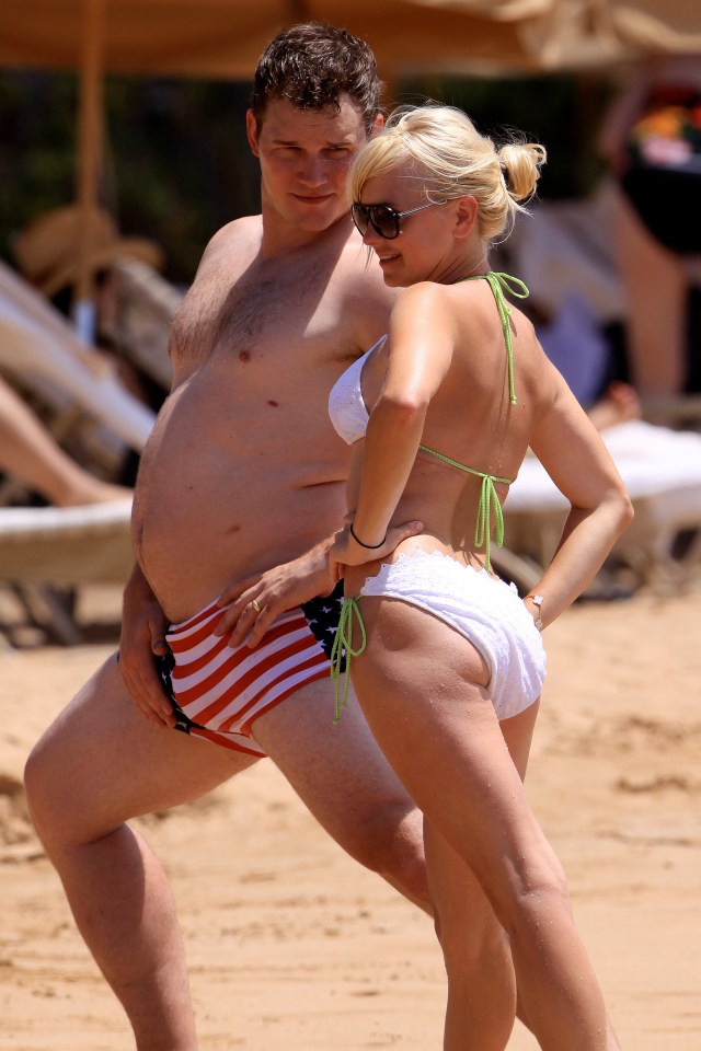  Chris pictured before shedding the pounds with ex-wife Anna Faris, who he divorced last year