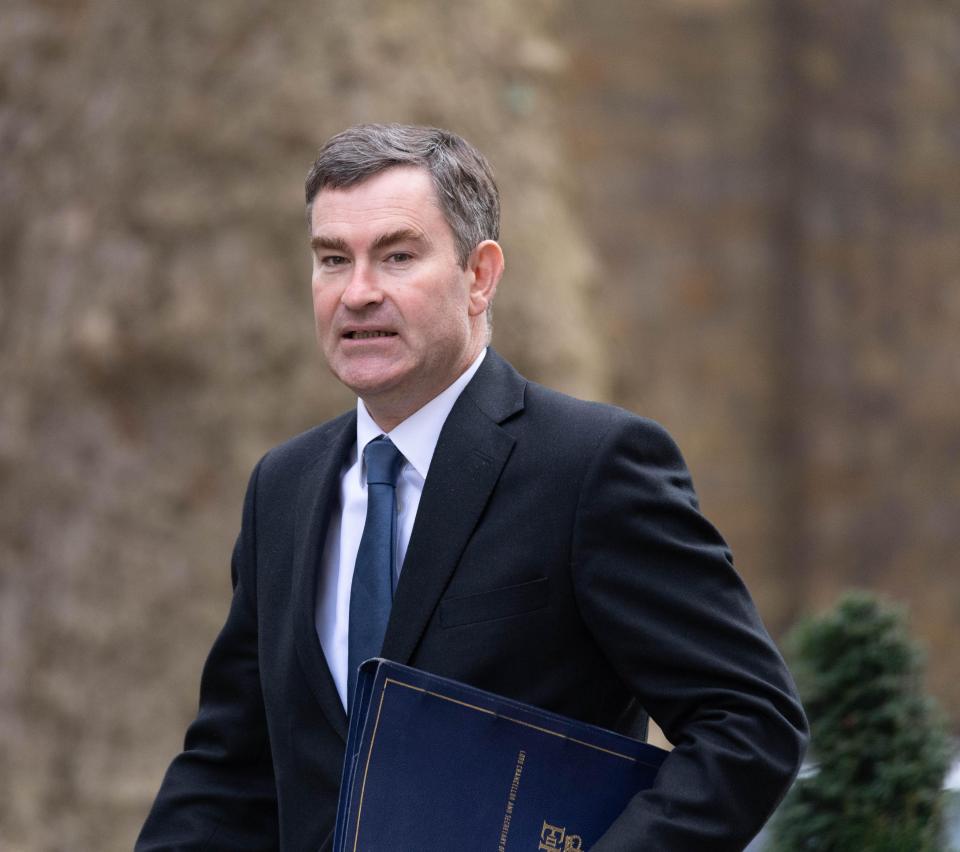 Justice Secretary David Gauke demanded the PM drop her red line to a tie-up