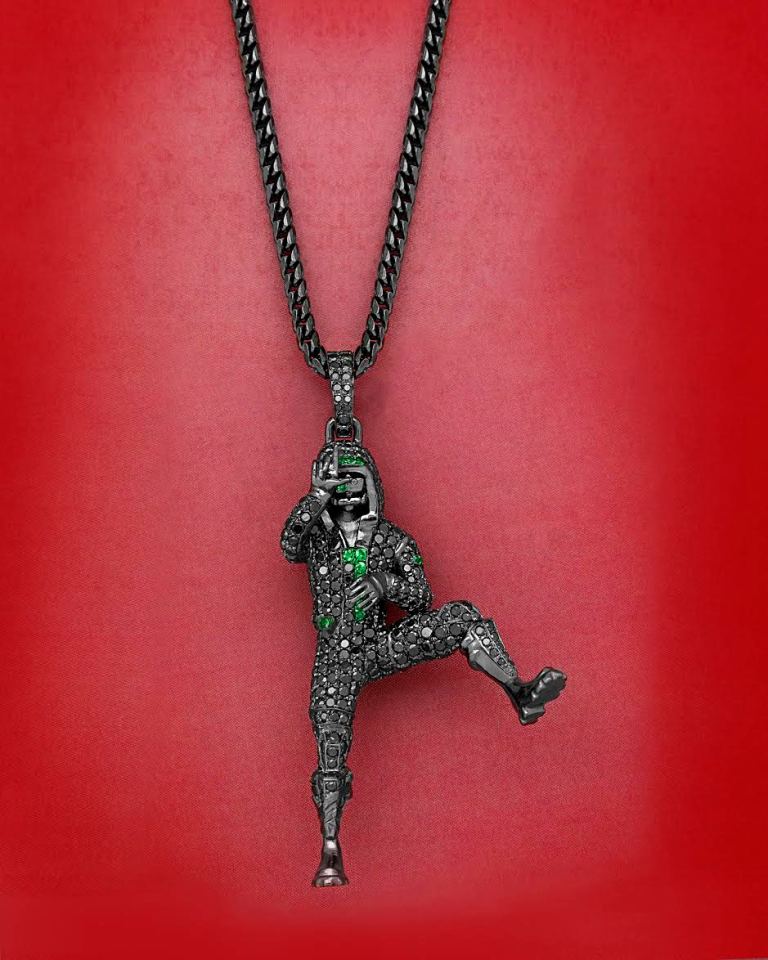 Antoine Griezmann asked Jason of Beverly Hills to make him a Fortnite inspired pendant