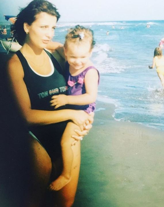  A young Dua Lipa with her mum