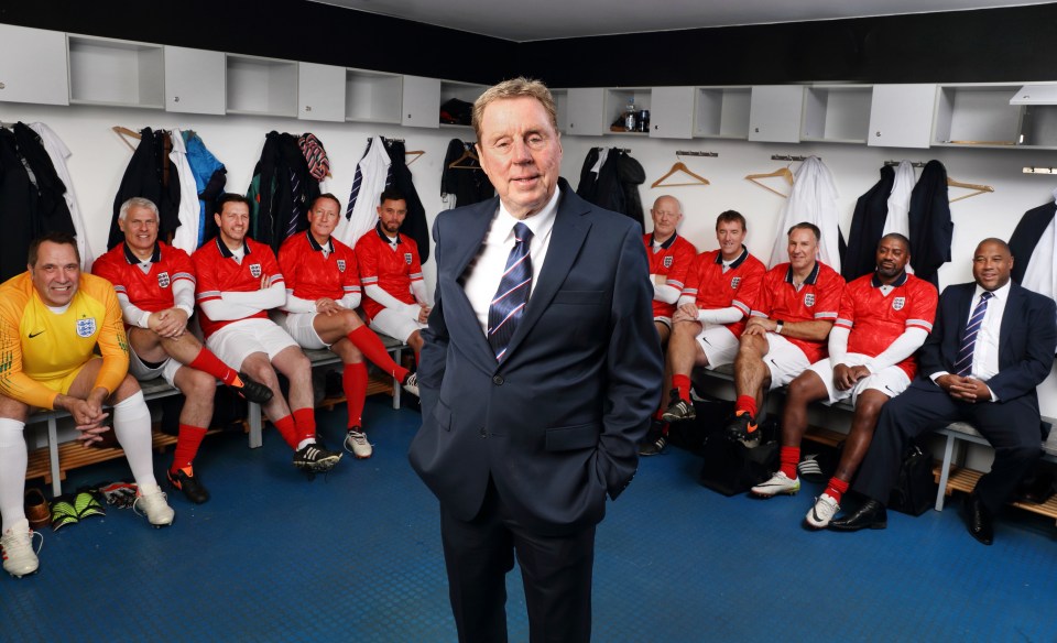  Harry Redknapp is once more leading a team of former pro England players