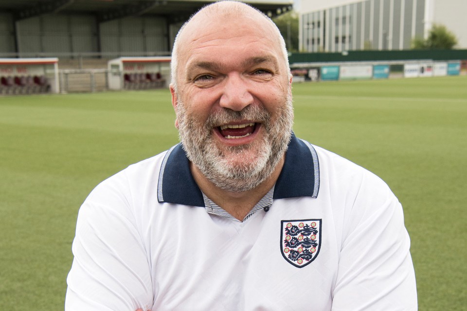  Neil Ruddock gets back into an England shirt for Harry’s Heroes: The Full English