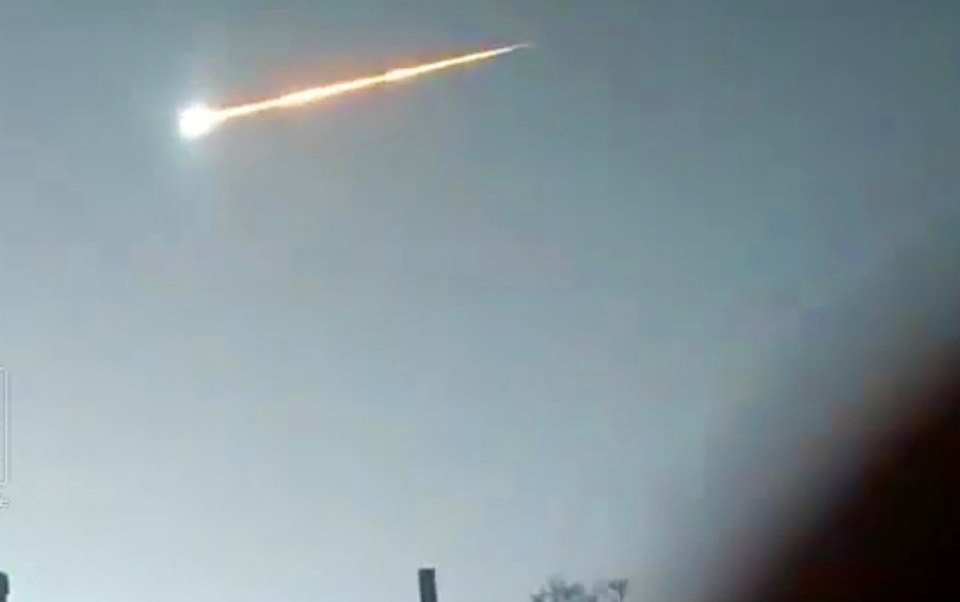  A large meteor exploded over Russia, with onlookers fearing it was an alien invasion