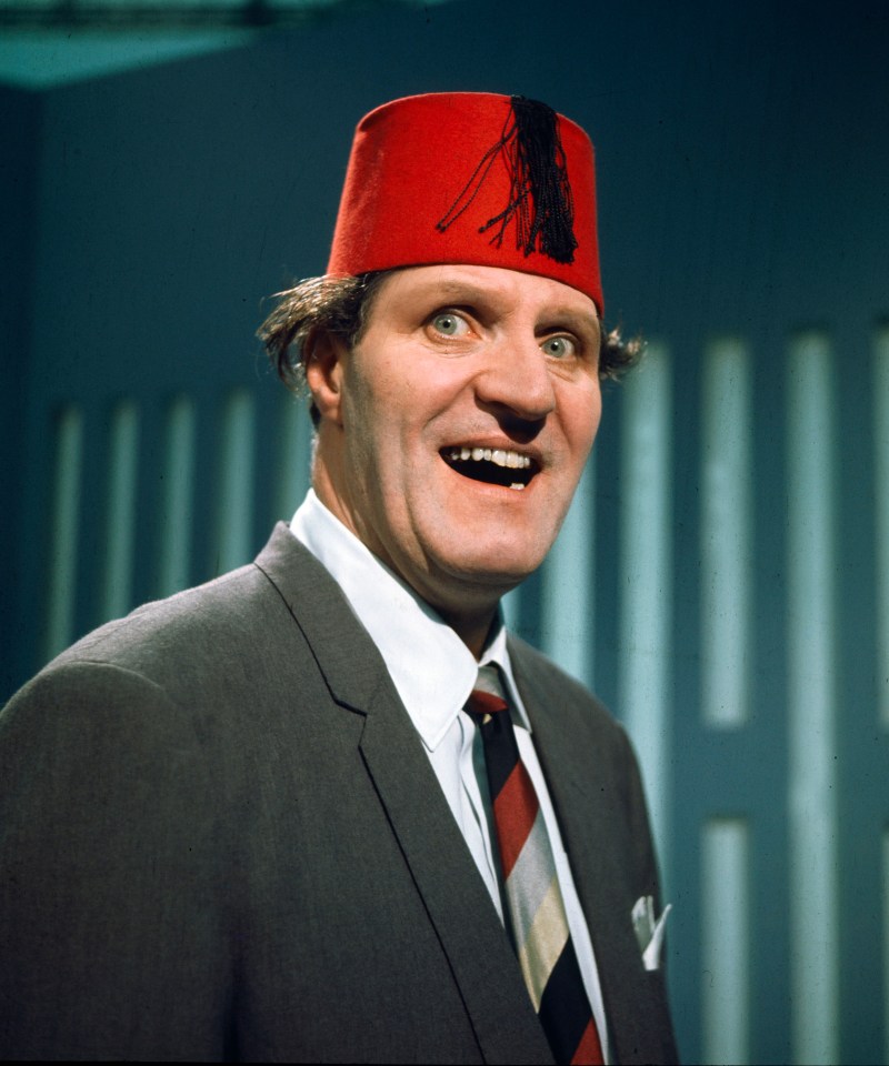  Cognito's on stage death had chilling echoes of Tommy Cooper's passing - he died of a heart attack mid show in 1984