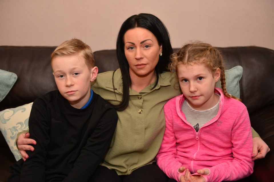  Mum Rachel Lancaster with her son Tyreis Hancock and daughter Chelsea Hancock