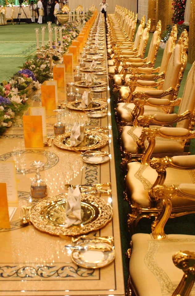  The banqueting suite, set for the Crown Prince's wedding, holds 5000 guests