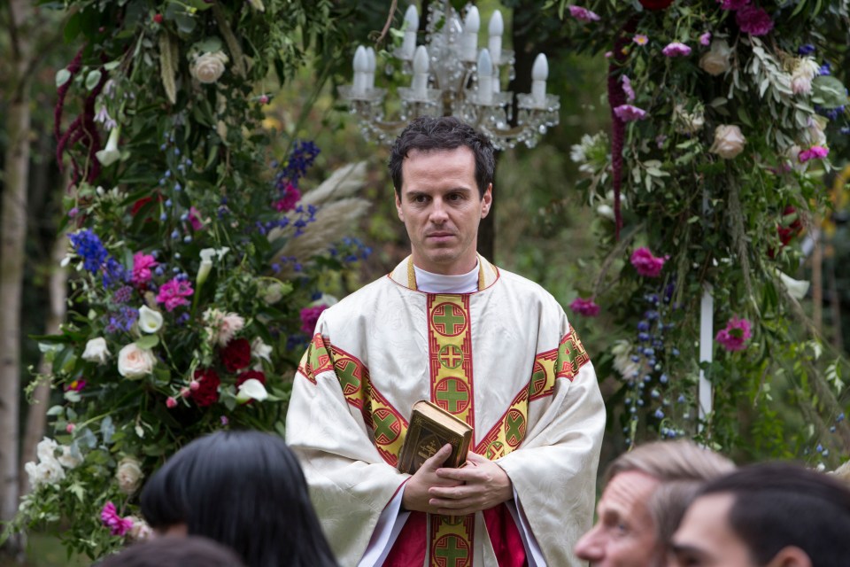 Fleabag's Hot Priest set pulses racing among thousands of the comedy's fans