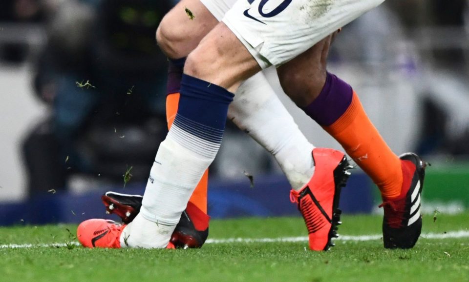  Harry Kane could miss the res of the season after injuring his ankle