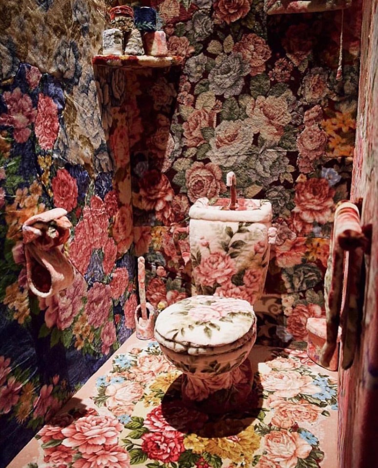  The floral-loving owner did not leave any of this bathroom untouched