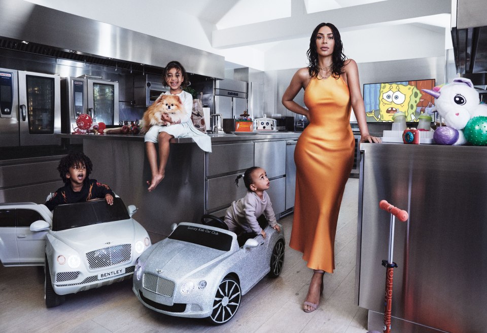  Kim Kardashian at home with her three children North, 5, Saint, 3, and Chicago, 1