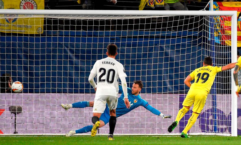 Santi Cazorla thumped home a superb penalty to equalise for Villarreal