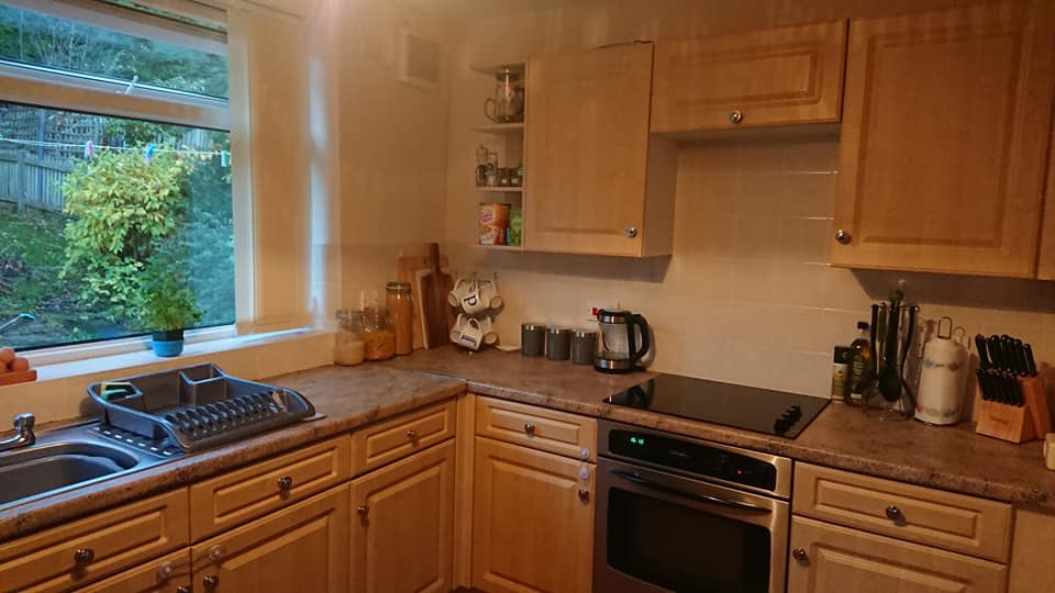  Jodie McGeoch wanted to brighten up her tired pine kitchen