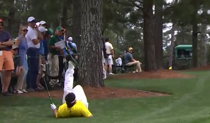  Roly-poly golfer Kiradech Aphibarnrat spins and falls on his backside