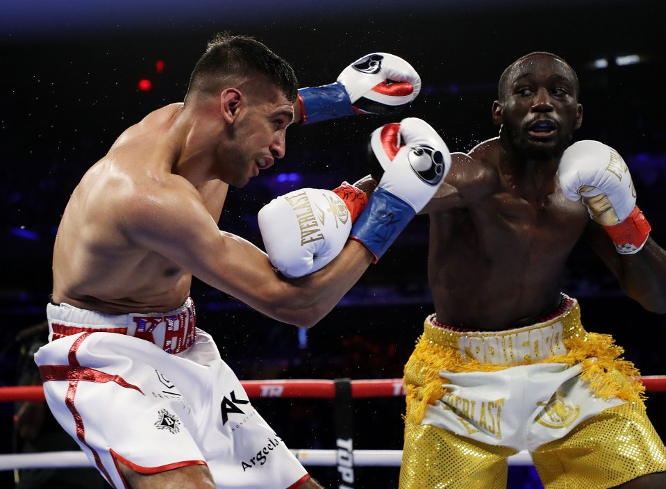 Terence Crawford put paid to Amir Khan's chances of becoming a world champ again