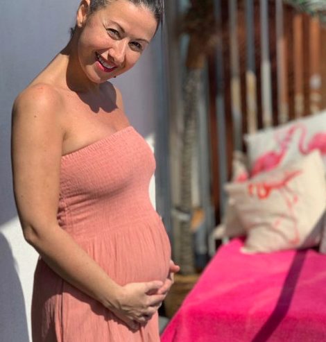 Hayley Tamaddon shared her happy news on Twitter