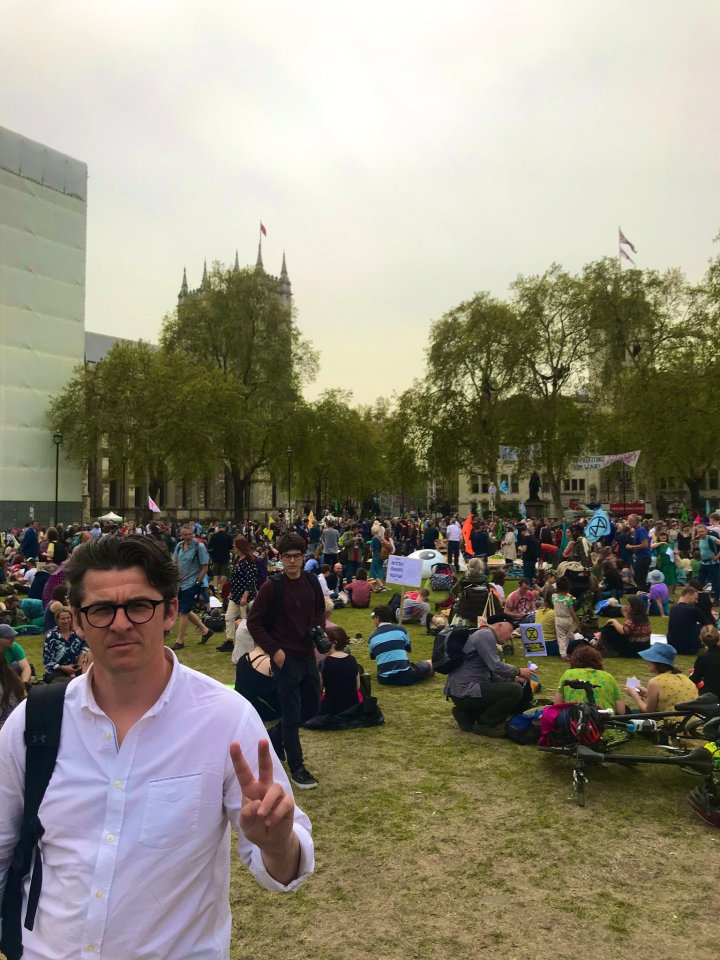  Joey took this pic to show 'solidarity' with the climate protesters