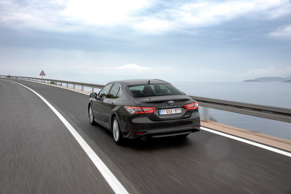  The Camry boasts a 2.5-litre petrol hybrid engine with a power of 215hp